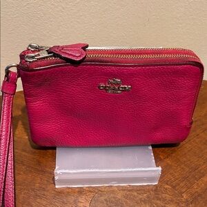 Coach  double zip Wristlet  pebbled Leather magenta/fuchsia  gold tone 6.5”wx4”h